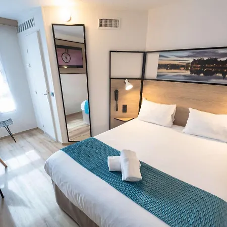 Ibis Centre Pont De L'europe Hotel 3*
