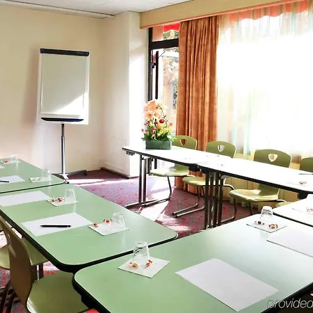 Ibis Centre Pont De L'europe Hotel 3*